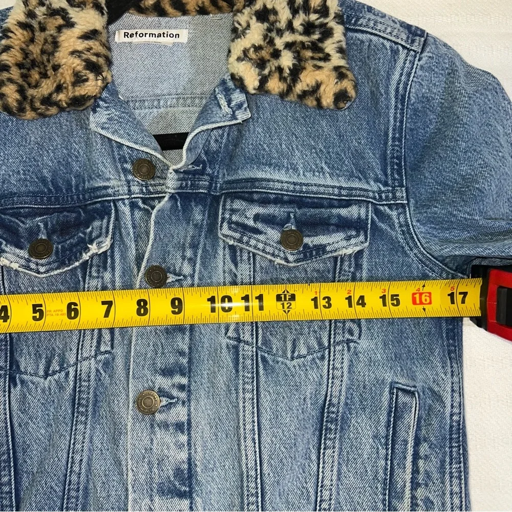 Reformation Womens Denim Jacket Size XS Leopard Print Faux Fur ASO Celebrities - Picture 8 of 9